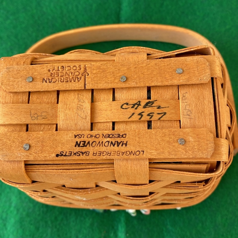 Longaberger Basket  1997 - Handwoven Basket Vintage 1997 - Picture 6 of 11